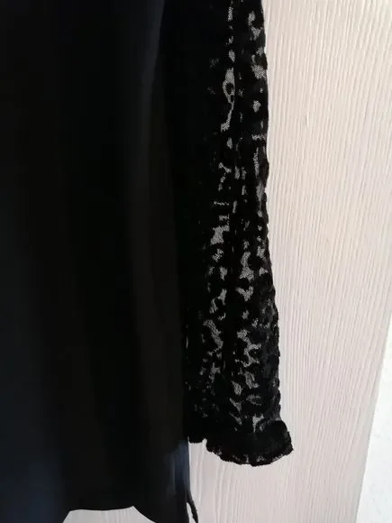 Wallis Top Size M 40 Inch Bust 27 Long Black Long Sleeves Super Soft - Picture 4 of 12